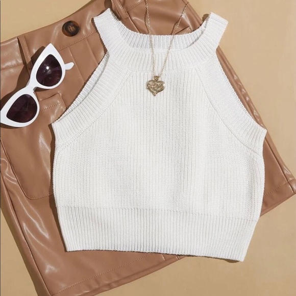 Knit Crop Top size Medium - Picture 7 of 11